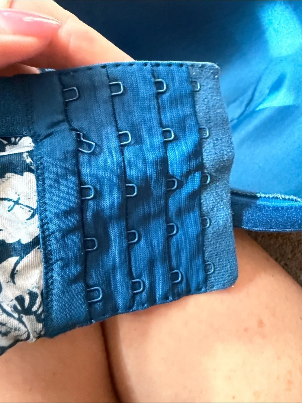 Cacique teal push